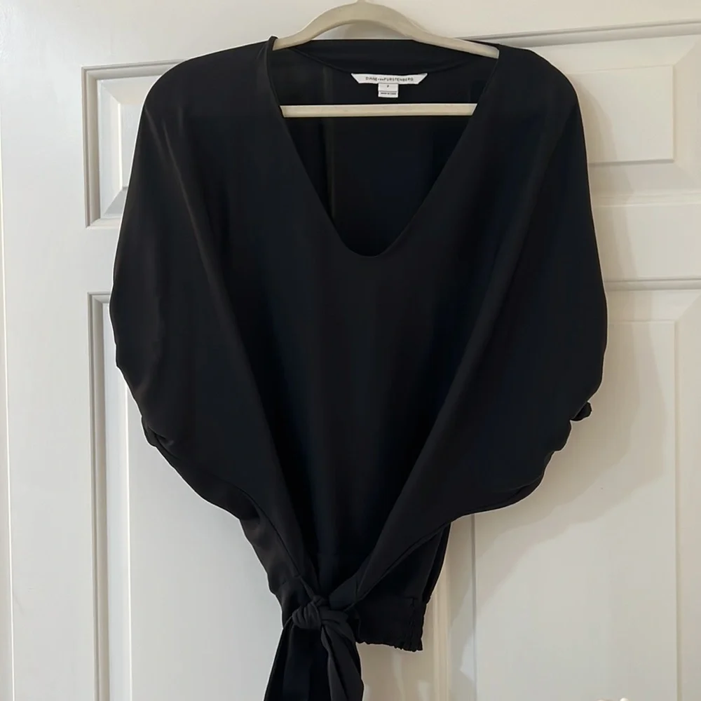 Diane Von Furstenberg Silk Edna Blouse - Picture 2 of 8
